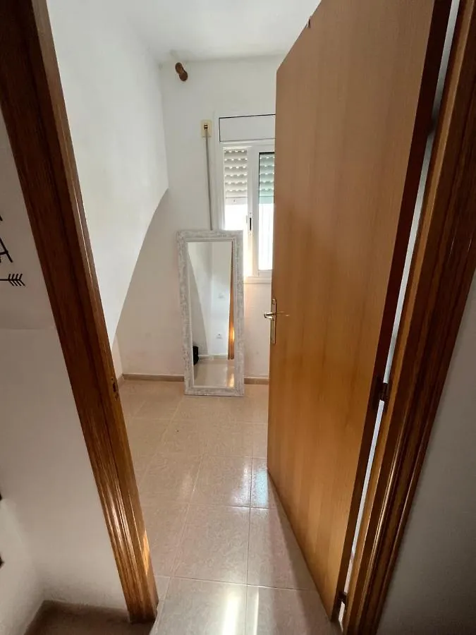 Casa En Vilafortuny Con Barbacoa Piscina Comunitaria Cambrils Semesterbostad